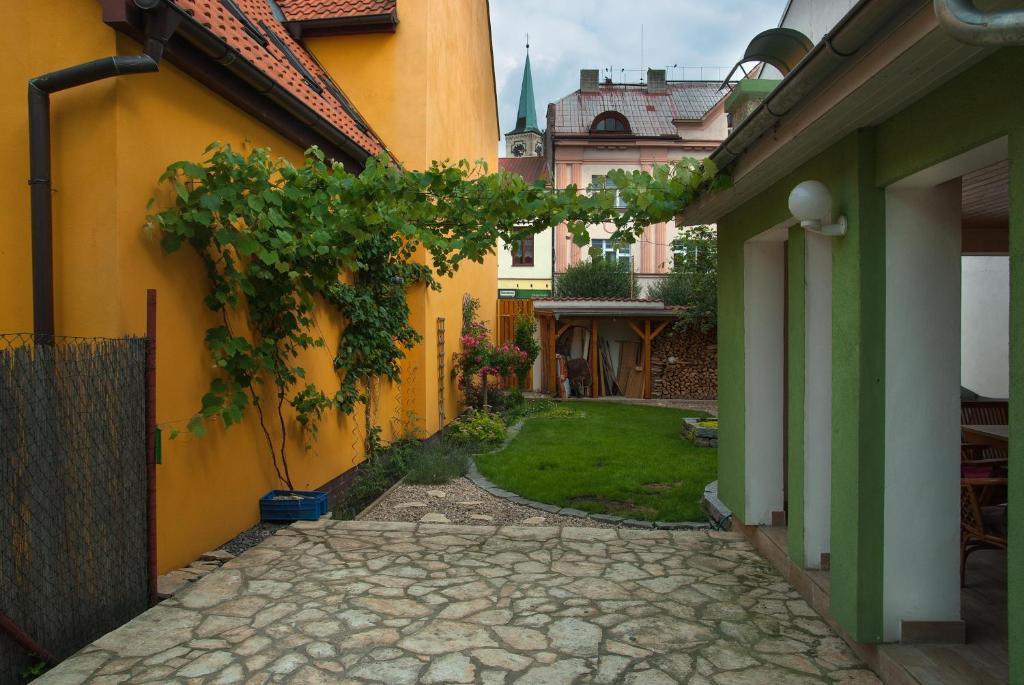 Penzion U Vinoteky ニンブルク エクステリア 写真
